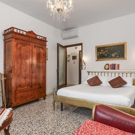 Suite Angolo Alla Stazione - Appartamento Con Terrazzo Panoramico Pavia Exterior foto