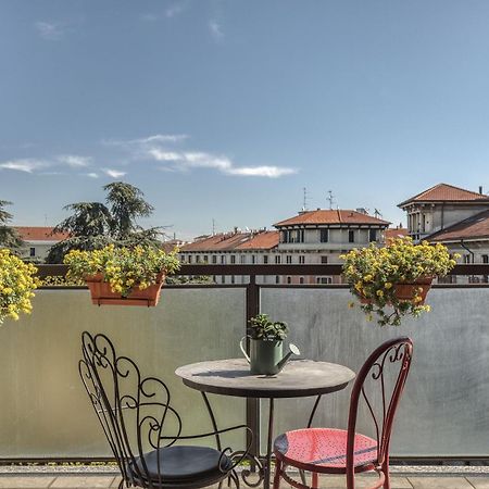 Suite Angolo Alla Stazione - Appartamento Con Terrazzo Panoramico Pavia Exterior foto