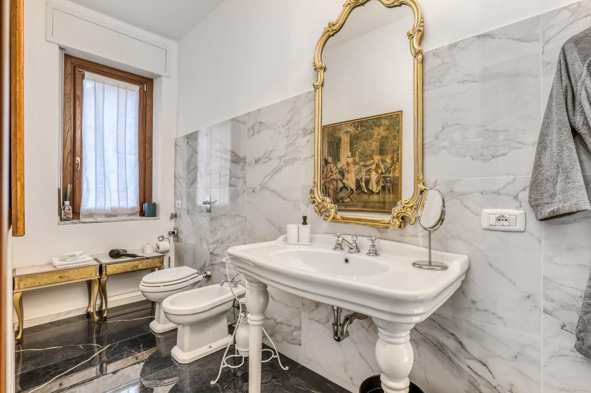 Suite Angolo Alla Stazione - Appartamento Con Terrazzo Panoramico Pavia Exterior foto
