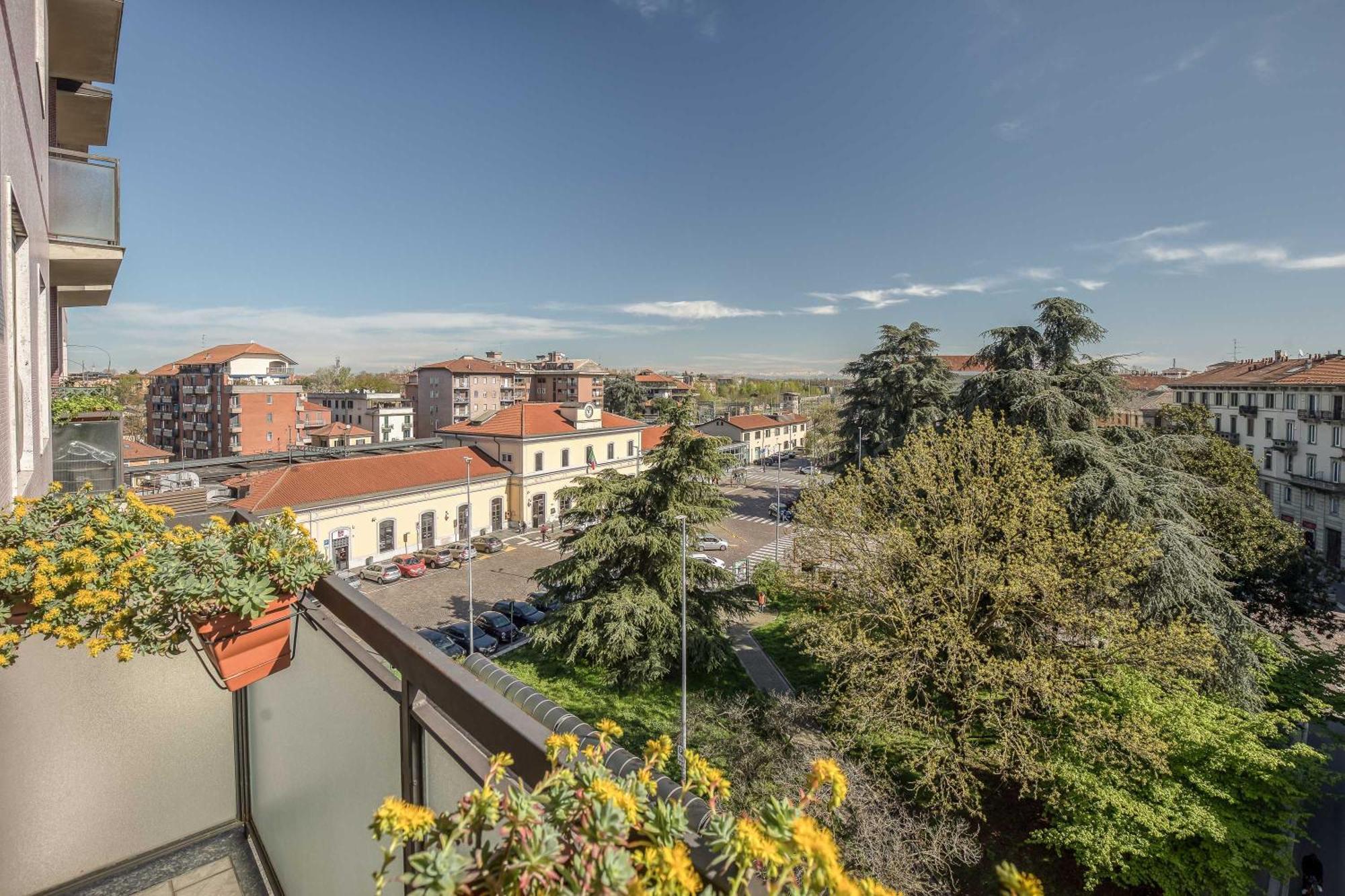 Suite Angolo Alla Stazione - Appartamento Con Terrazzo Panoramico Pavia Exterior foto